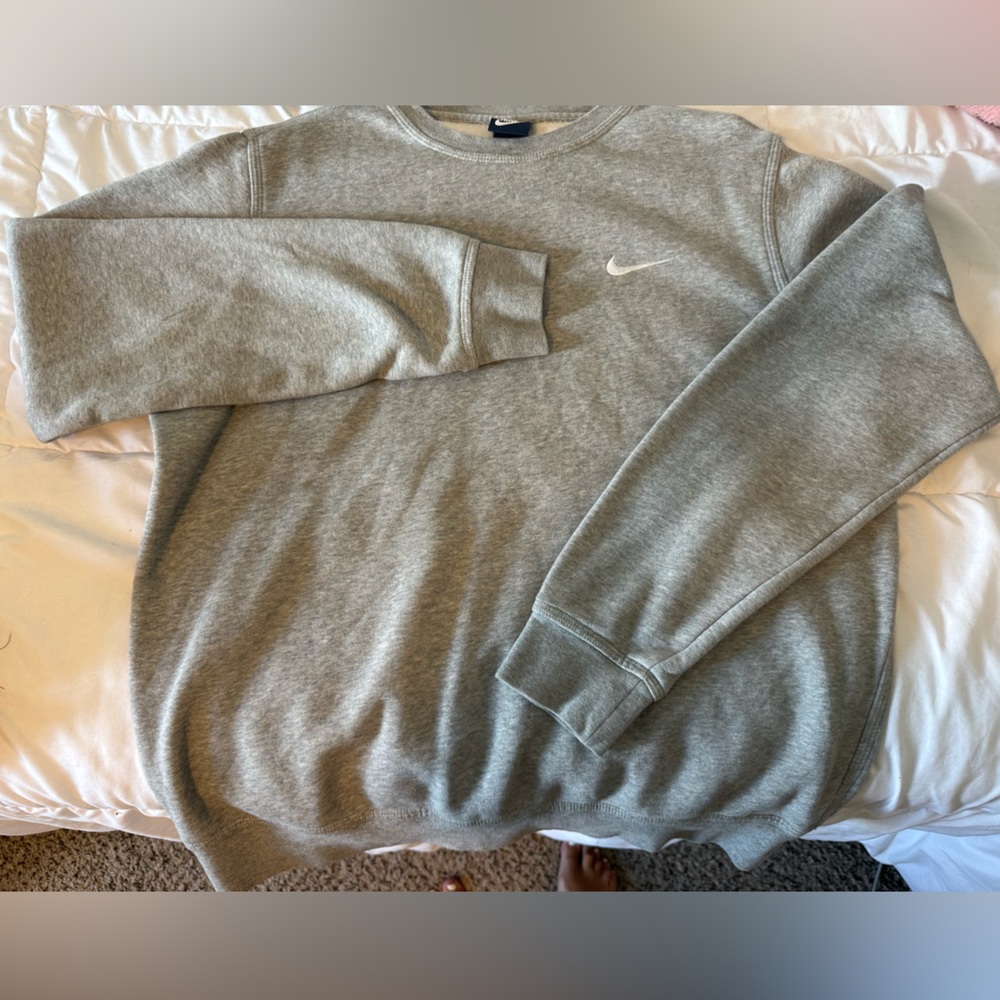 Nike Heather Gray Crewneck